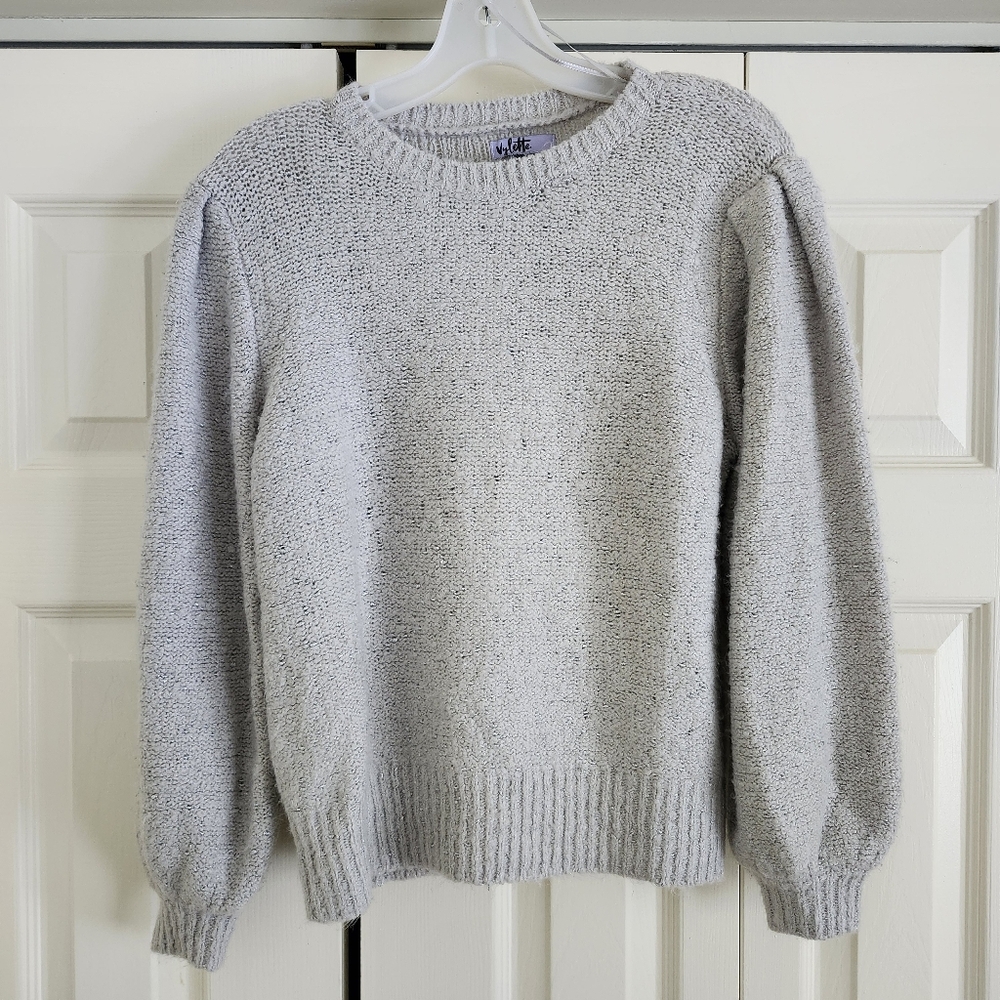 Woman's Sz Small ♡VYLETTE♡ Silver Metallic Puff Sleeve knit gray Sweater